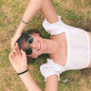 Meet your Posher, Alexina